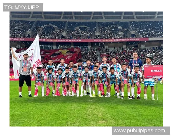 杭州足球队近期表现分析与未来发展展望探讨